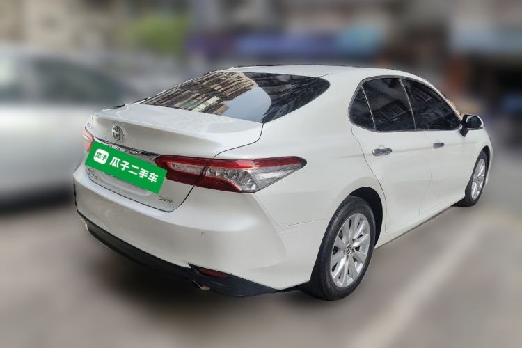 Used Toyota Camry 2018 2.0G Luxury Edition
