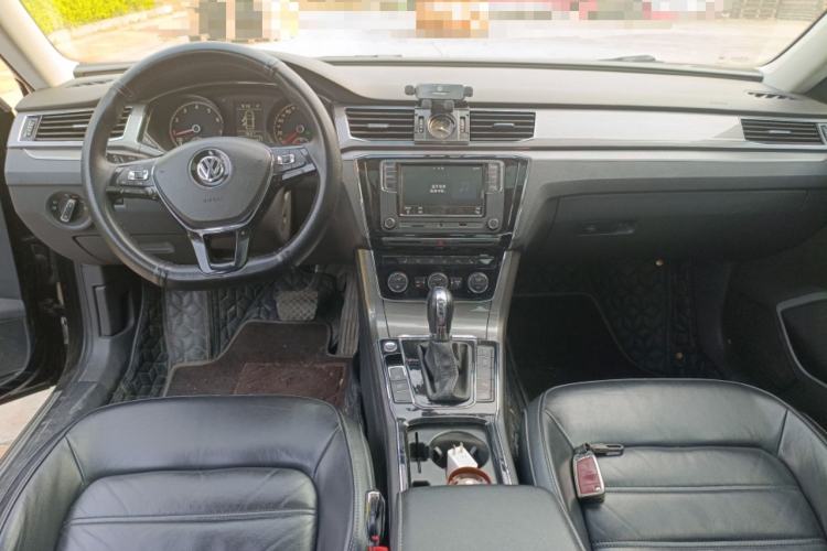 Used Volkswagen Passat 2017 280TSI DSG Luxury Edition
