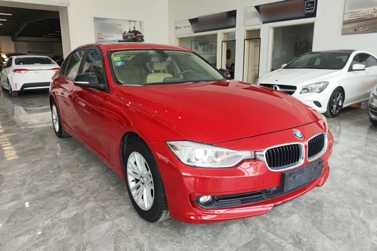 Used BMW 3 Series 2015 316Li Fashion Model Front Right 45 Deg