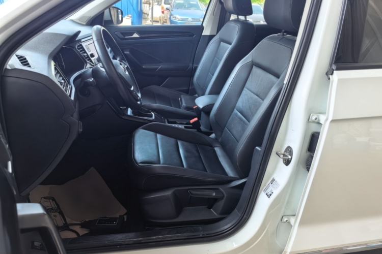 Used Volkswagen T-ROC 2020 280TSI DSG Two-Wheel Drive Comfort Version
