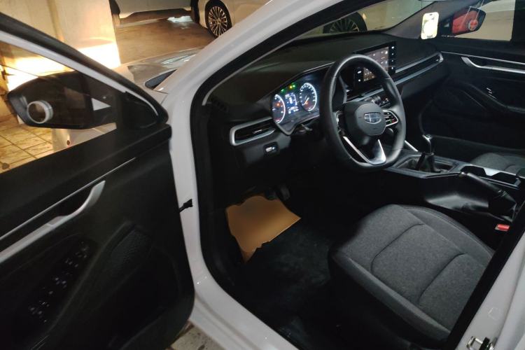 Used Geely Auto Emgrand 2025 4th Generation 1.5L Manual - Starry Edition