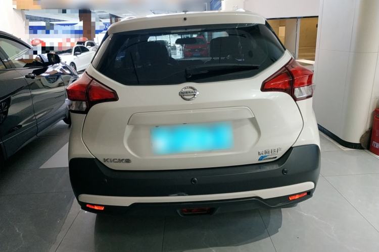 Used Nissan Kicks 2017 1.5L CVT Smart Drive Edition Rear