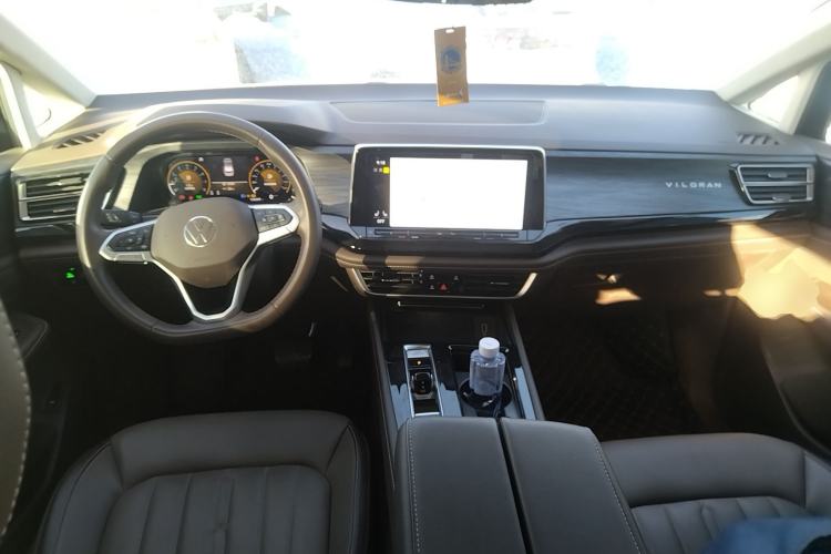 Used Volkswagen Viloran 2024 330TSI Luxury Edition
