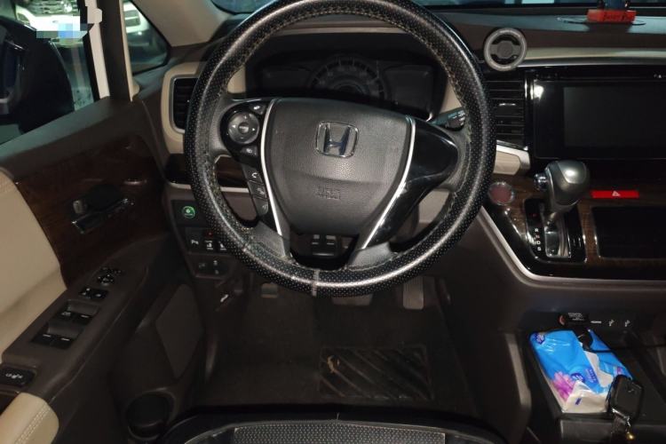 Used Honda Odyssey 2015 Revised 2.4L Luxury Edition