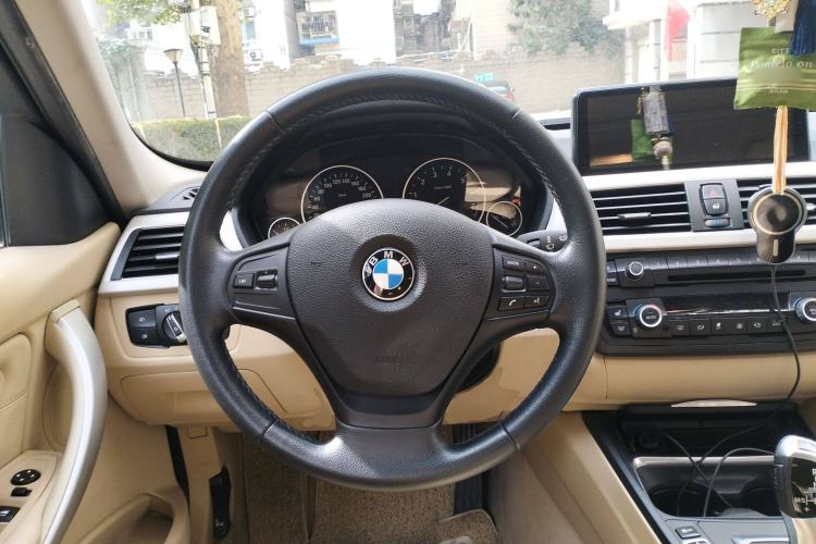 Used BMW 3 Series 2013 320i Sport Edition