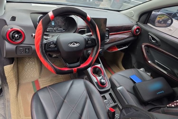 Used Chery QQ Little Ant 2024 251km True Love Edition Center Console