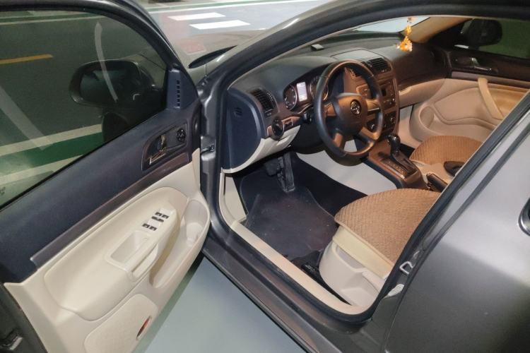 Used Skoda Octavia 2015 Classic Model 1.6L Automatic Yijie Version