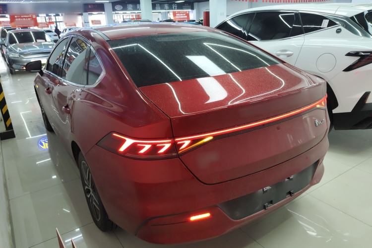 Used BYD Qin PLUS 2021 EV 400KM Luxury Model