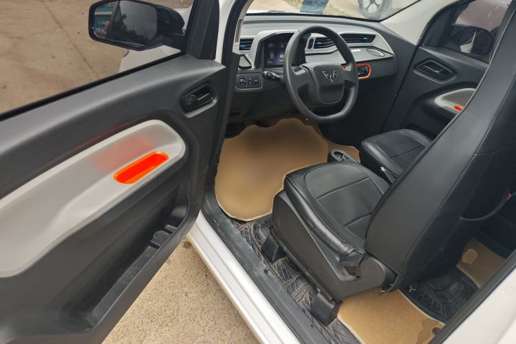 Used Wuling Hongguang MINIEV 2022 Macaron Premium Model – Lithium Iron Phosphate