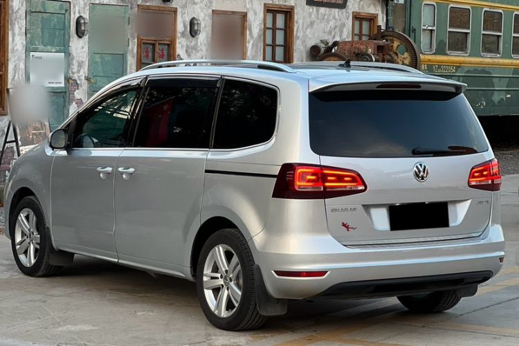Used Volkswagen Sharan 2018 Revised Version 380TSI Comfort Edition 7-Seater
