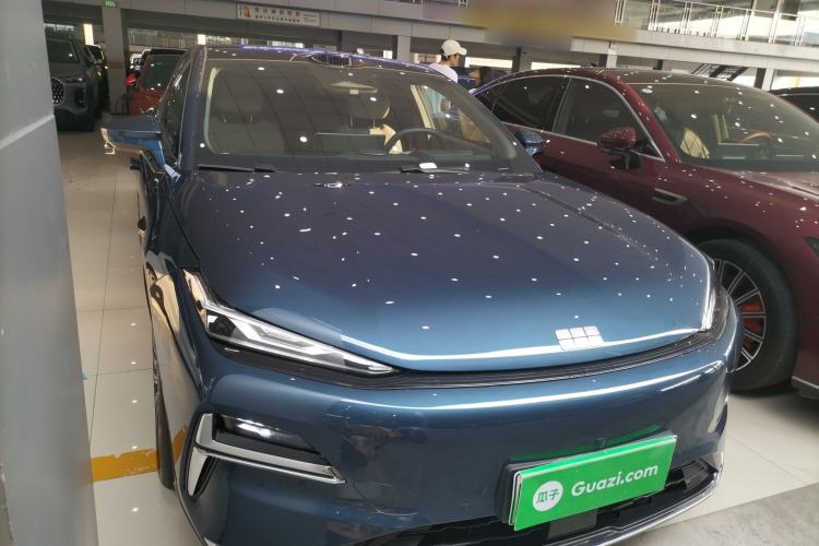 Used Geely Galaxy 8 2025 130km EM-P Starship Edition Exterior 1