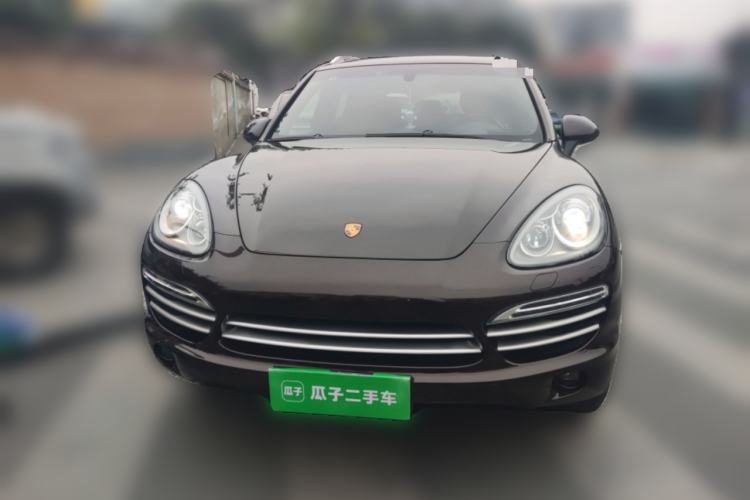 Used Porsche Cayenne 2014 Cayenne Platinum Edition 3.0T Front