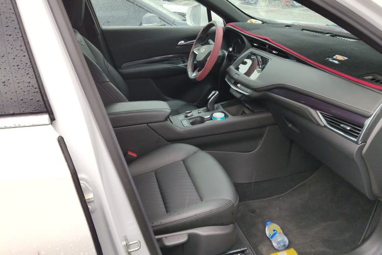 Used Cadillac XT4 2022 28T Two-Wheel Drive Fashion Edition Right Front Seat