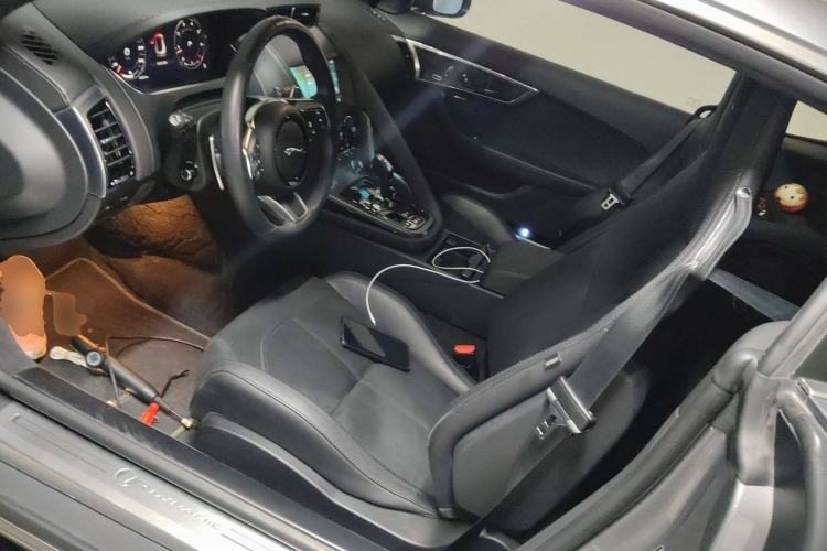 Used Jaguar F-TYPE 2021 P380 All-Wheel-Drive R-Dynamic Hardtop Version
