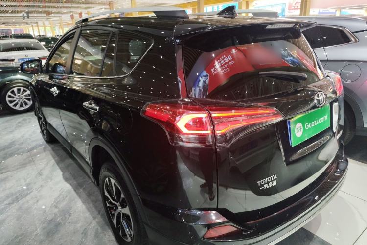 Used Toyota RAV4 2016 2.0L CVT Two-Wheel Drive Smart Edition China V Standard Rear Left 45 Deg
