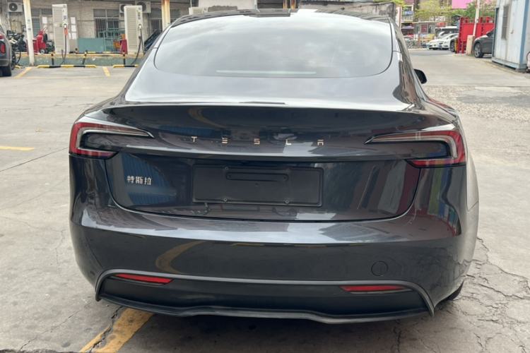 Used Tesla Model 3 2023 Rear-Wheel-Drive Version Exterior 6