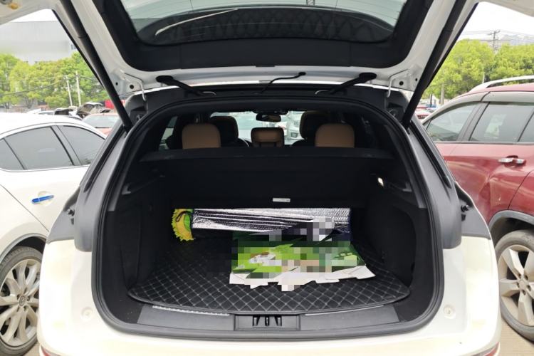 Used Lincoln Corsair 2021 2.0T Two-Wheel-Drive Luxury Edition Trunk