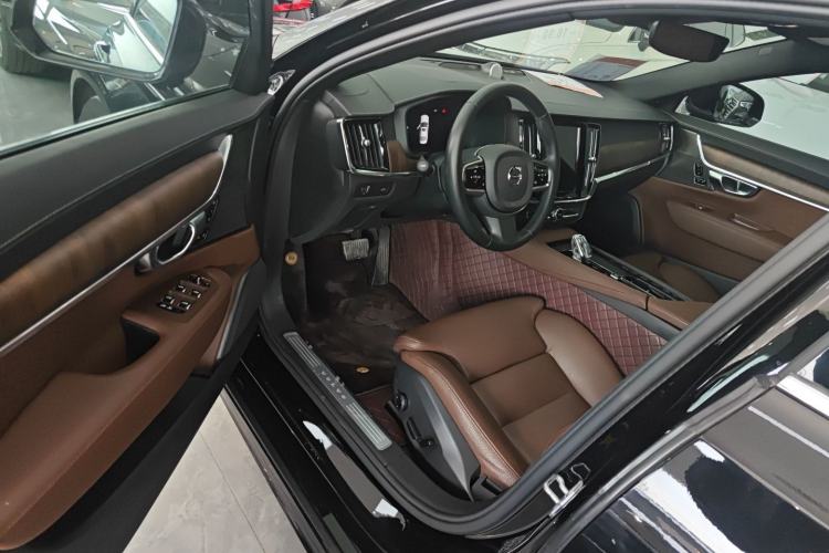 Used Volvo S90 2022 B5 Zhiyuan Luxury Edition