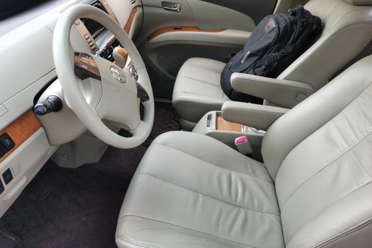 Used Toyota Previa 2012 2.4L 7-Seater Standard Edition Left Front Seat