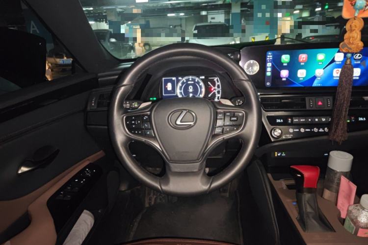 Used Lexus ES 2023 200 Excellence Edition
