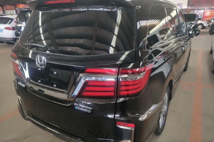 Used Honda Elysion 2019 2.0L Hybrid Luxury Edition
