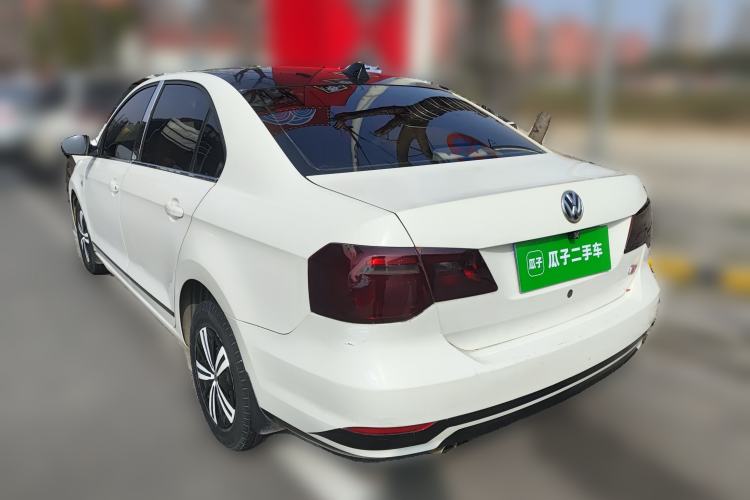 Used Volkswagen Jetta 2015 Zhuihui Edition 1.4L Manual Fashion Model
