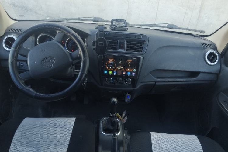 Used CHANGAN KAICHENG Ruixing M60 2020 1.5L Base Version China VI Standard 2-Seater Van with DAM15KR Engine Center Console