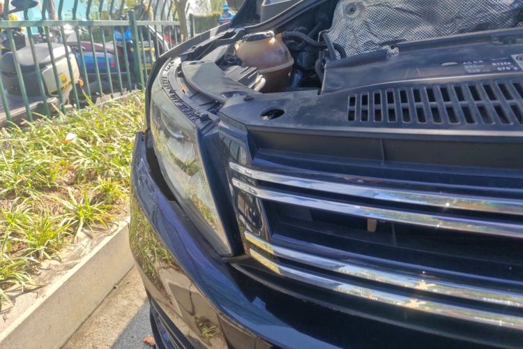 Used Volkswagen Tiguan L 2013 1.8 TSI Automatic All-Wheel Drive Luxury Model
