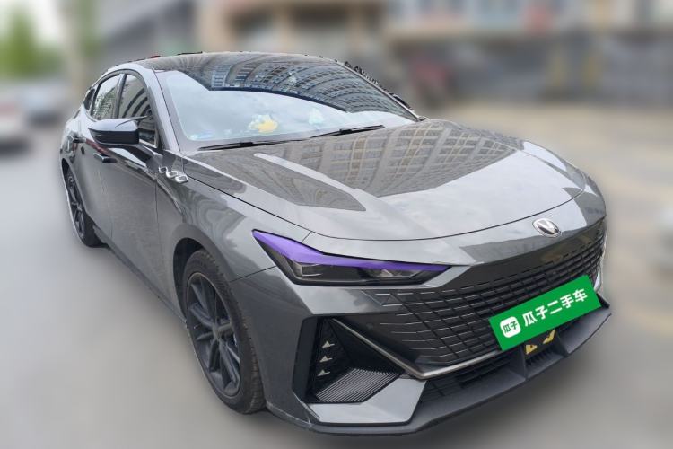 Used CHANGAN UNI-V 2023 1.5T Prestige Model
