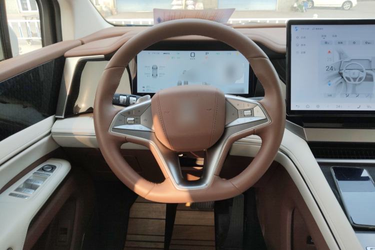 Used BYD Xia 2025 DM-i 1.5T 180km Beyond Edition Steering Wheel