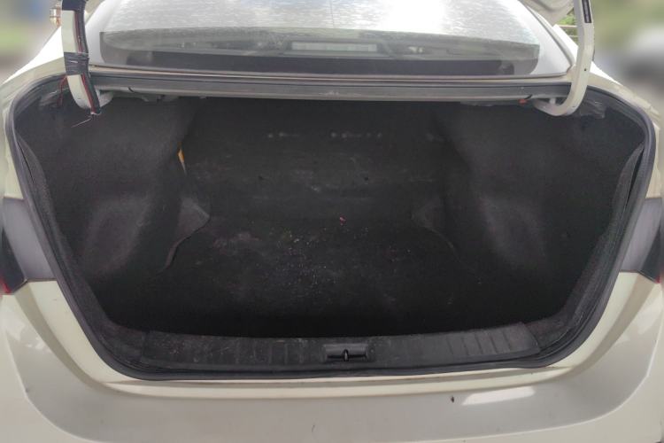 Used Nissan Sylphy 2021 Classic 1.6XE CVT Comfort Edition Trunk