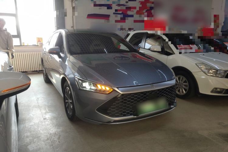 Used BYD Qin PLUS 2024 HONOR Edition DM-i 55KM Leading Model Front Right 45 Deg