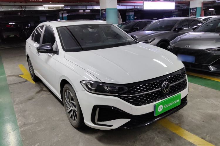 Used Volkswagen Lavida 2024 300TSI DSG Starry Sky Deluxe Edition Front Right 45 Deg