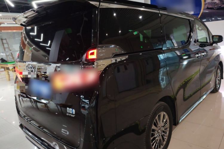 Used Toyota Vellfire 2021 Crown Dual-Engine 2.5L HV Prestige Edition
