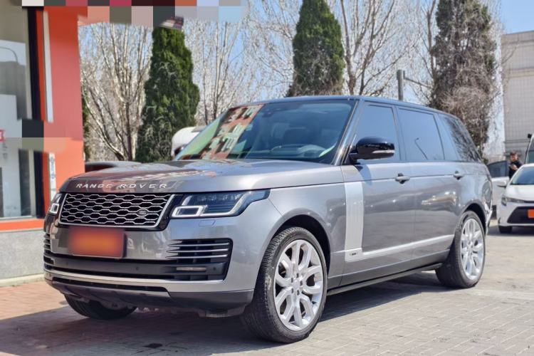 Used Land Rover Range 2022 3.0 L6 400 PS Classic Extended Version