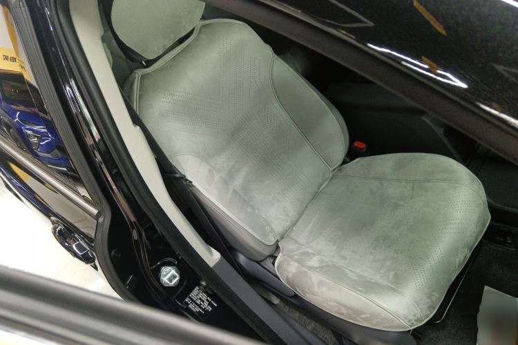 Used Toyota Sienna 2026 Model 2.5L Dual-Engine Two-Wheel-Drive Comfort Edition