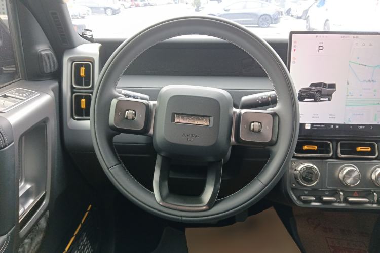 Used iCAR V23 2025 501 Four-Wheel Drive Intelligent Driving Version
