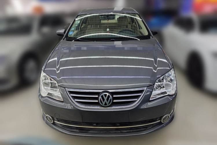 Used Volkswagen Bora 2012 1.6L Automatic Fashion Edition Front