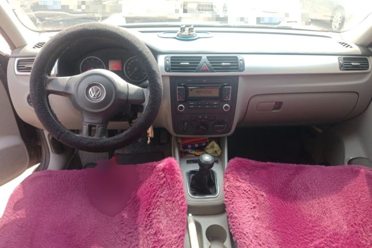 Used Volkswagen Bora 2012 1.6L Manual Fashion Edition