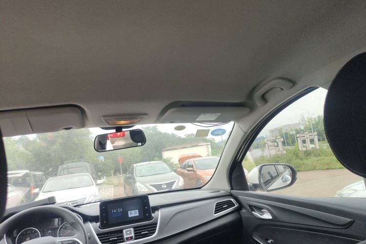 Used Baojun 730 2019 1.5T CVT Fashion Model 7 Seats China V Emission Standard
