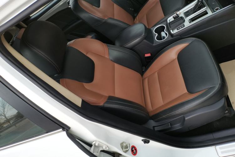 Used Geely Auto Vision X6 2016 1.3T CVT Luxury Model Right Front Seat