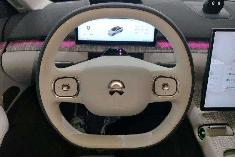 Used Nio ET7 2024 75 kWh Executive Signature Edition
