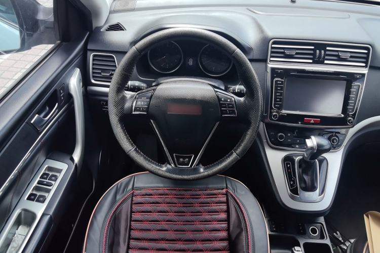 Used Haval H6 2015 Sport Edition 1.5T Automatic Two-Wheel Drive Luxury Model
