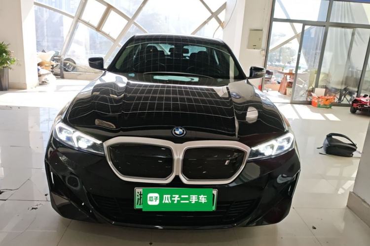 Used BMW i3 2024 eDrive 35 L
