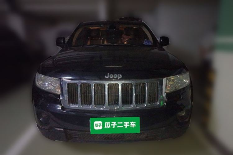 Used Jeep Grand Cherokee 2011 Revised Version 3.6L Comfort Edition
