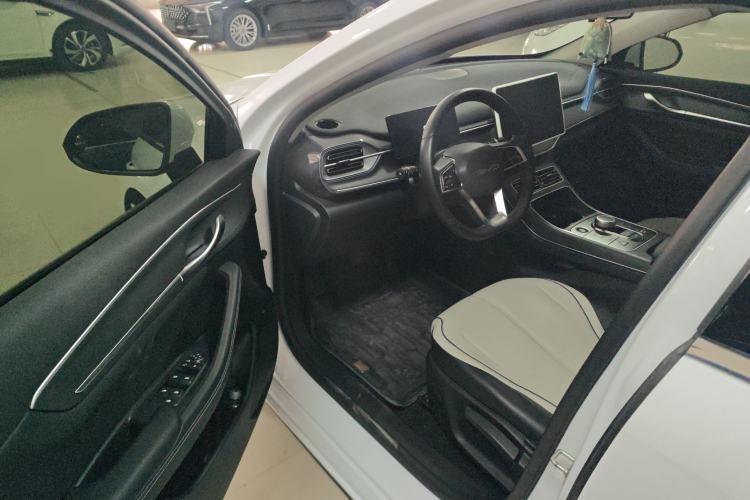 Used BYD Destroyer 05 2024 HONOR Edition DM-i 55KM Luxury Model
