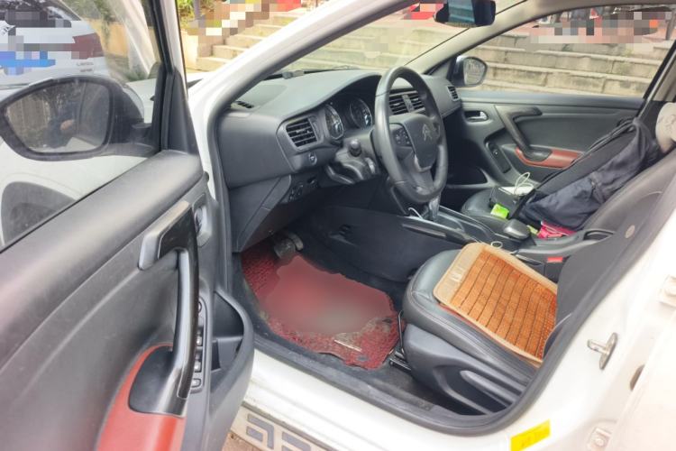 Used Citroen C3-XR 2015 1.6THP Automatic Flagship Model Driver Seat