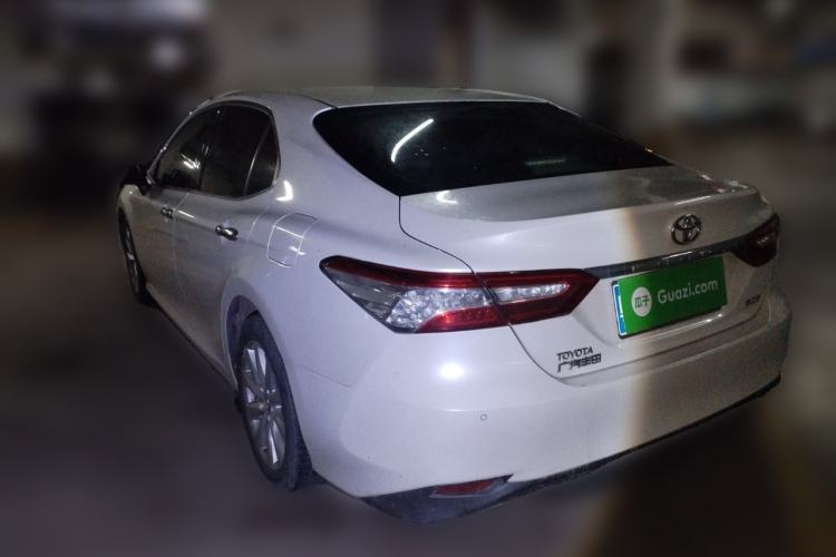 Used Toyota Camry 2018 2.0G Luxury Edition

