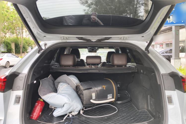 Used Wey Mocha 2021 2.0T Two-Wheel-Drive Premium Edition Trunk