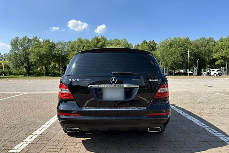 Used Mercedes-Benz R-Class 2015 R 320 4MATIC Luxury Model